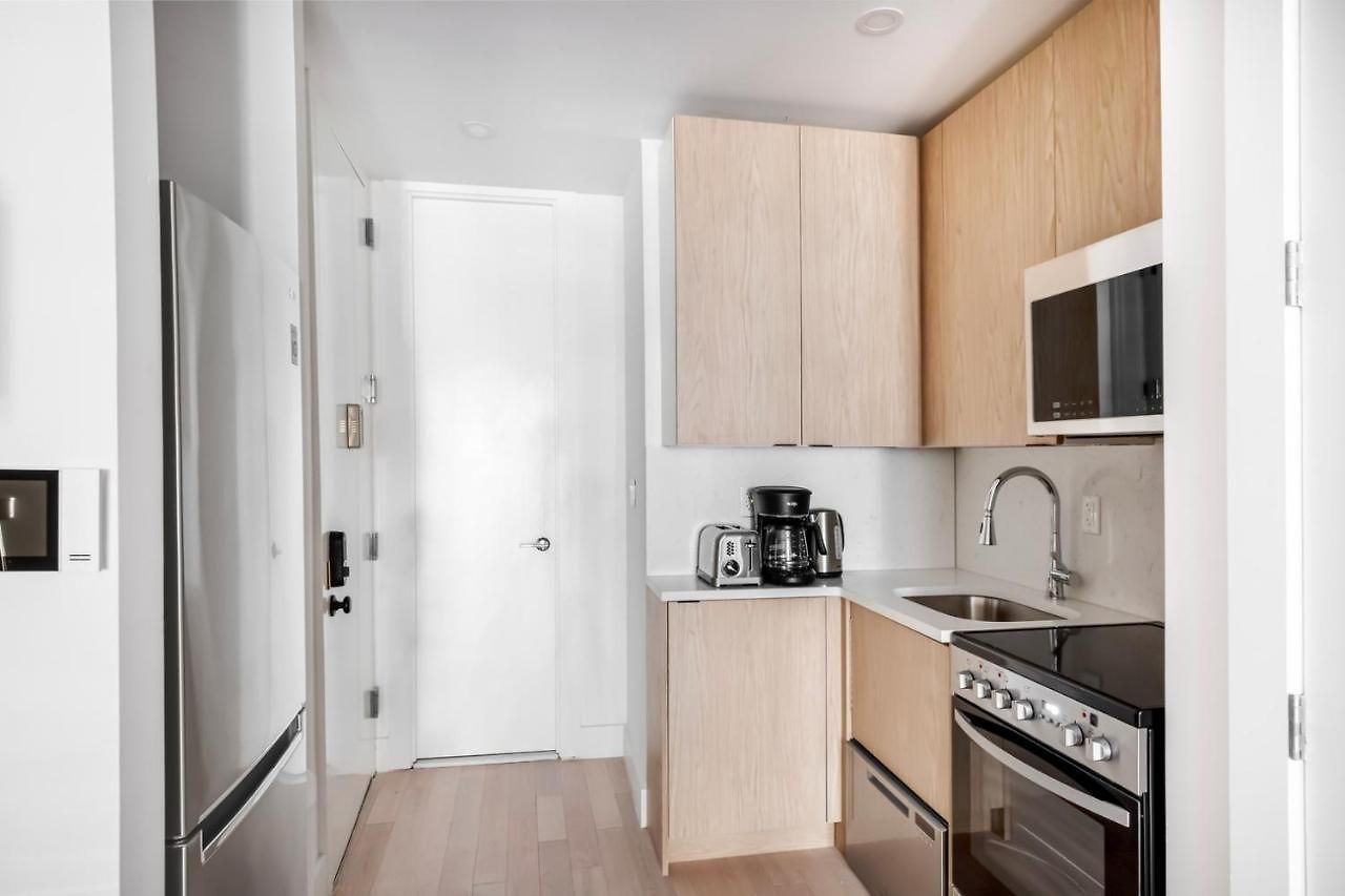 Apartment East Village 1br W Wd Nr Union Sq Nyc-936 *