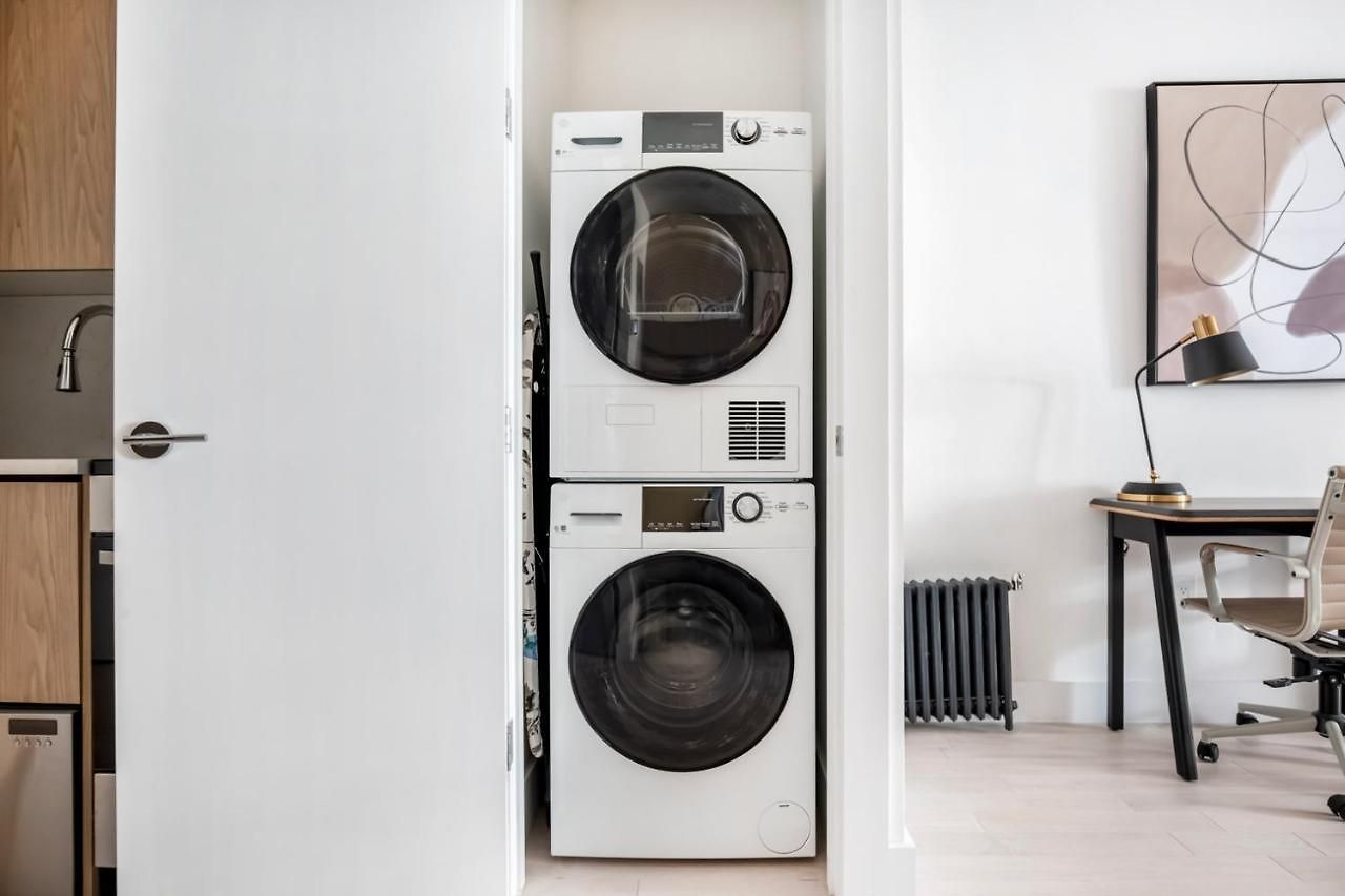 East Village 1br W Wd Nr Union Sq Nyc-936 *