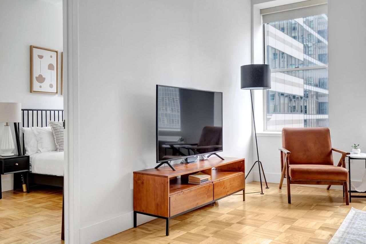 Apartment St 1br Wspeakeasy Doorman Gym Nyc-225 New York