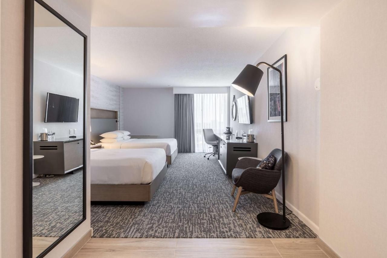 Doubletree By Hilton Jfk Airport 3*
