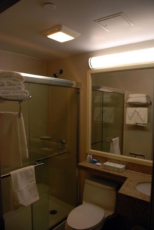 Sumner Hotel 3*