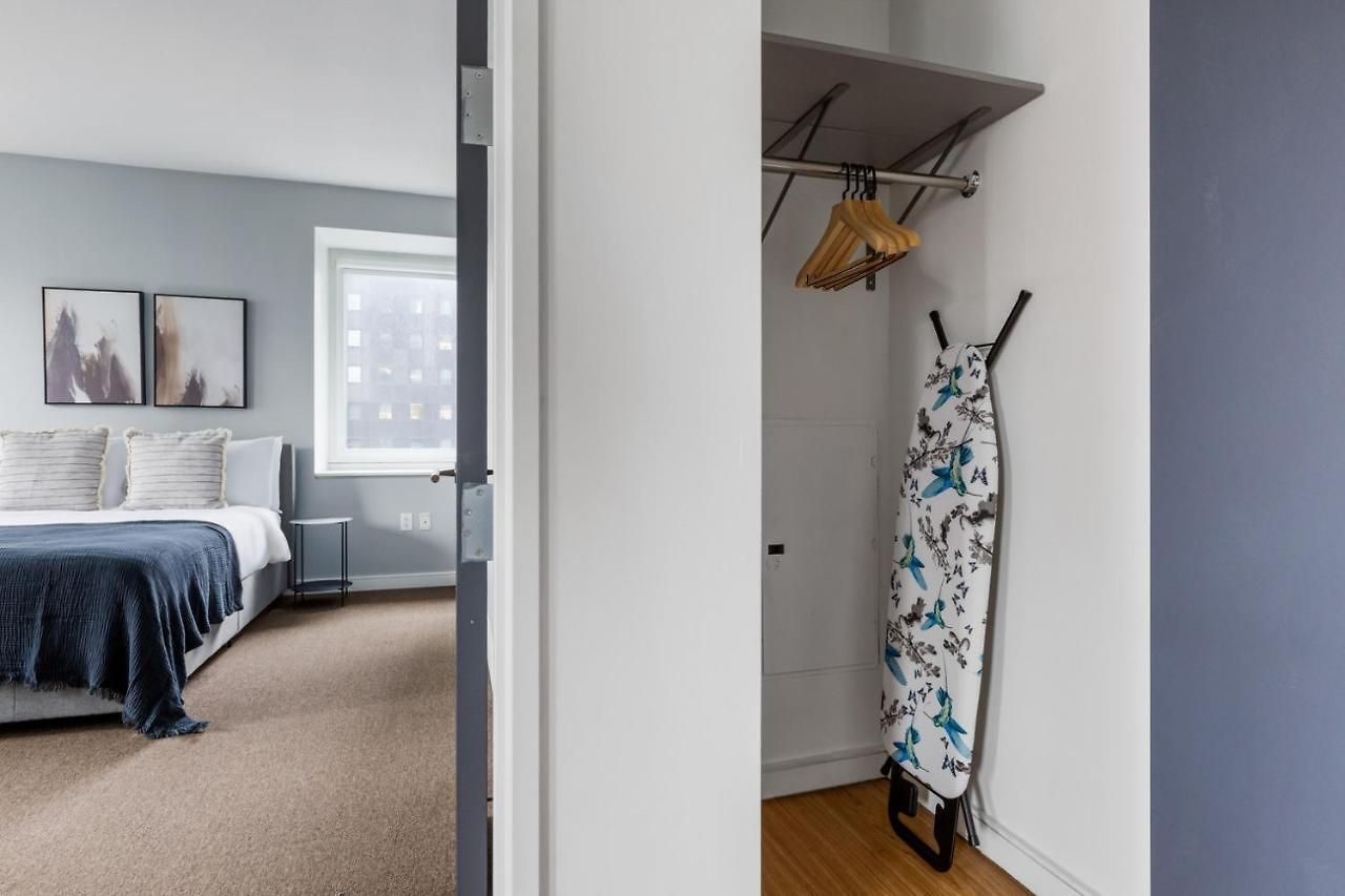 Midtown 1br W Doorman Gym Wd Nr Rock Center Nyc-1128 Apartment