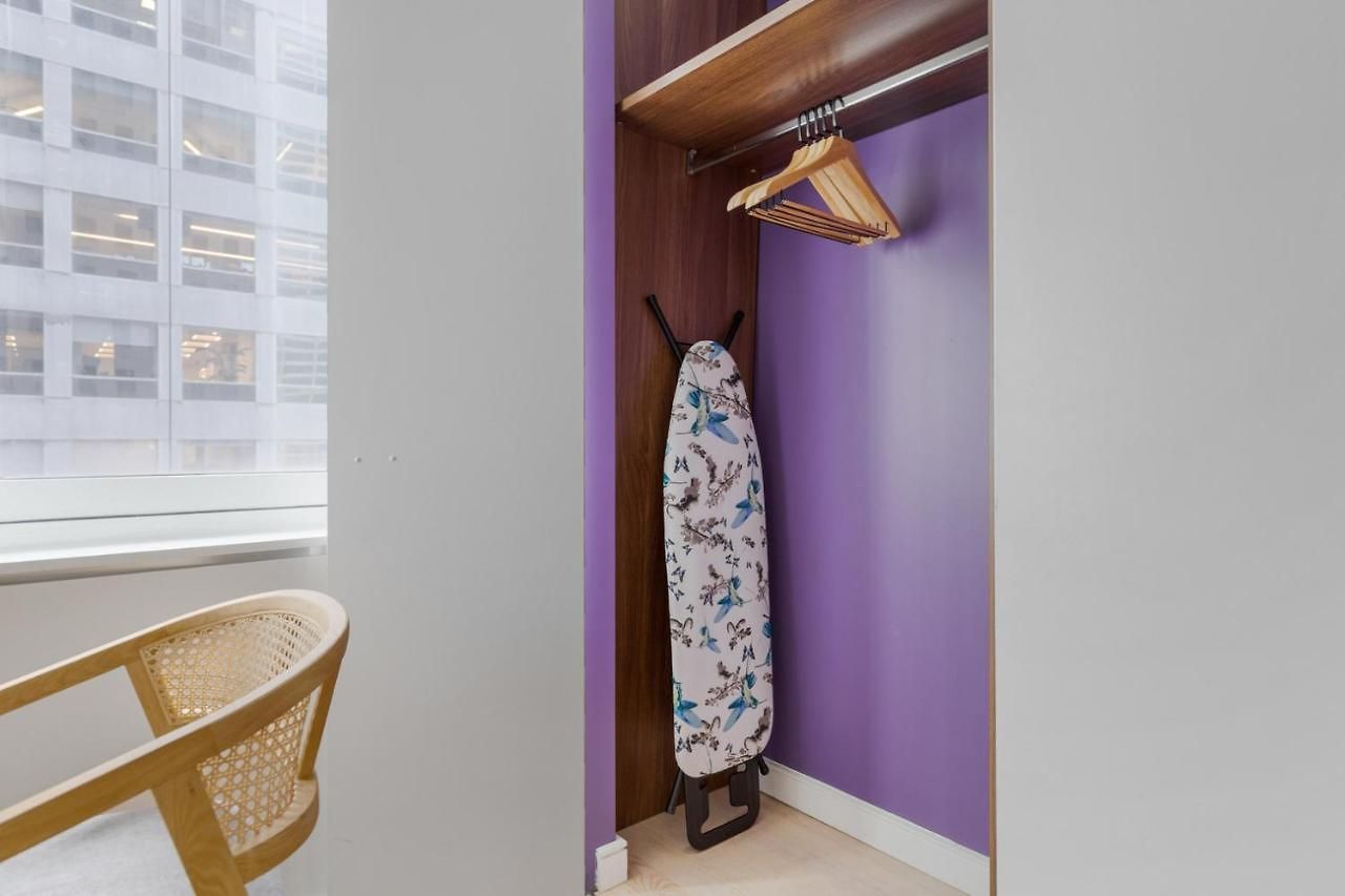 Apartment Midtown 1br W Doorman Gym Wd Nr Rock Center Nyc-1127 *