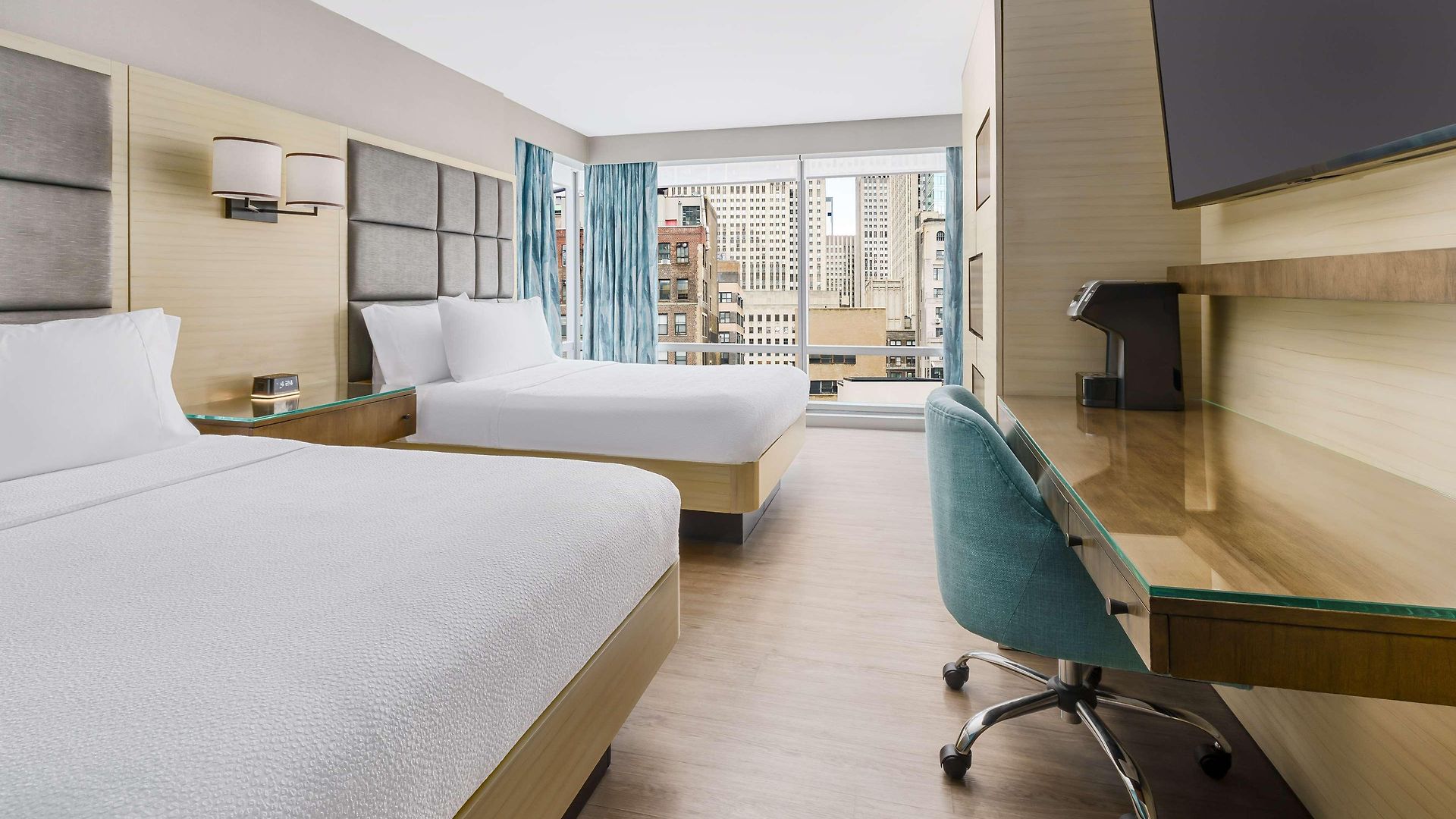 Hilton Garden Times Square North 3*