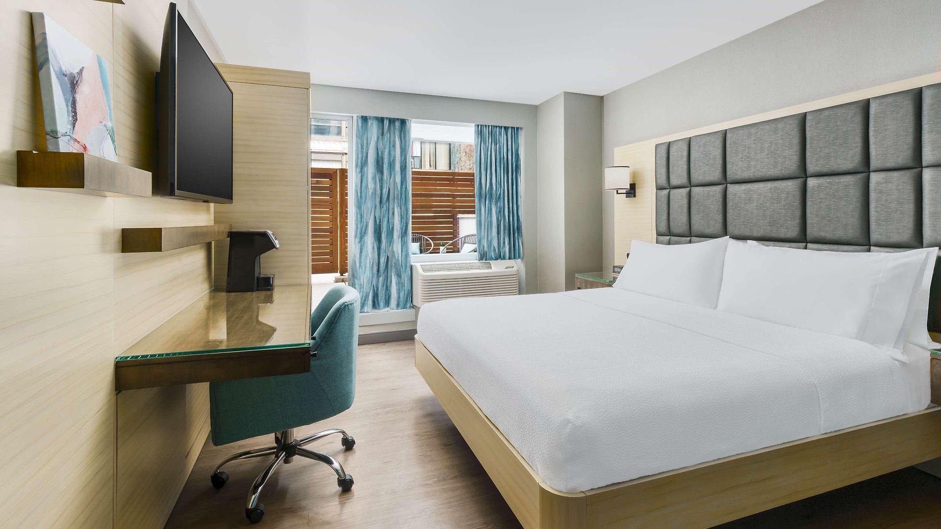 Hilton Garden Times Square North Hotel 3*