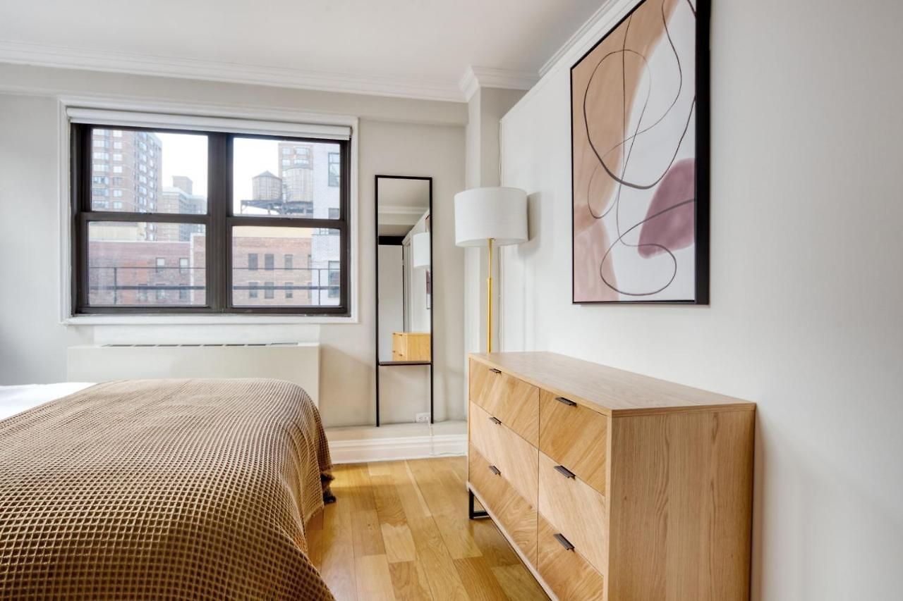 Midtown E 1br Office Nook Doorman Gym Nyc-43 Apartment