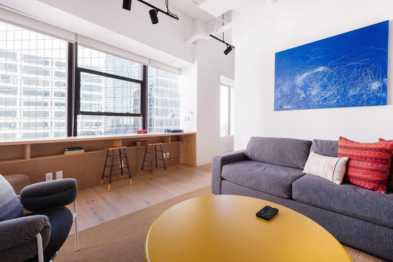 Placemakr Street 4*