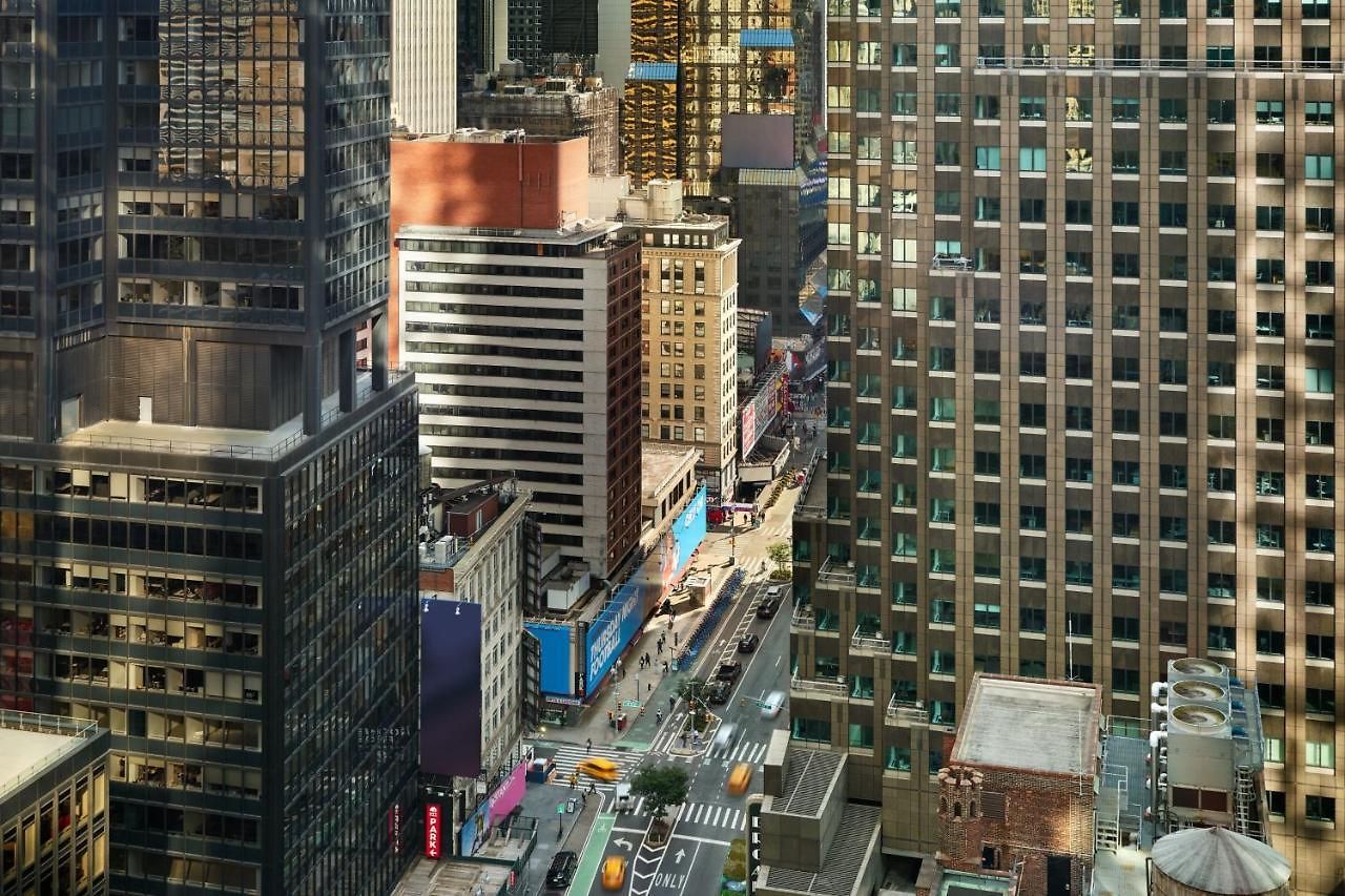 Courtyard By Marriott Manhattan/central Park Hotel