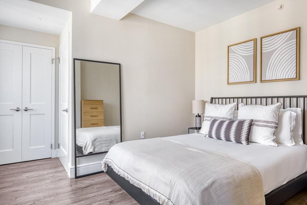 Apartment Ues 1br W Gym Doorman Nr Carl Schurz Park Nyc-653