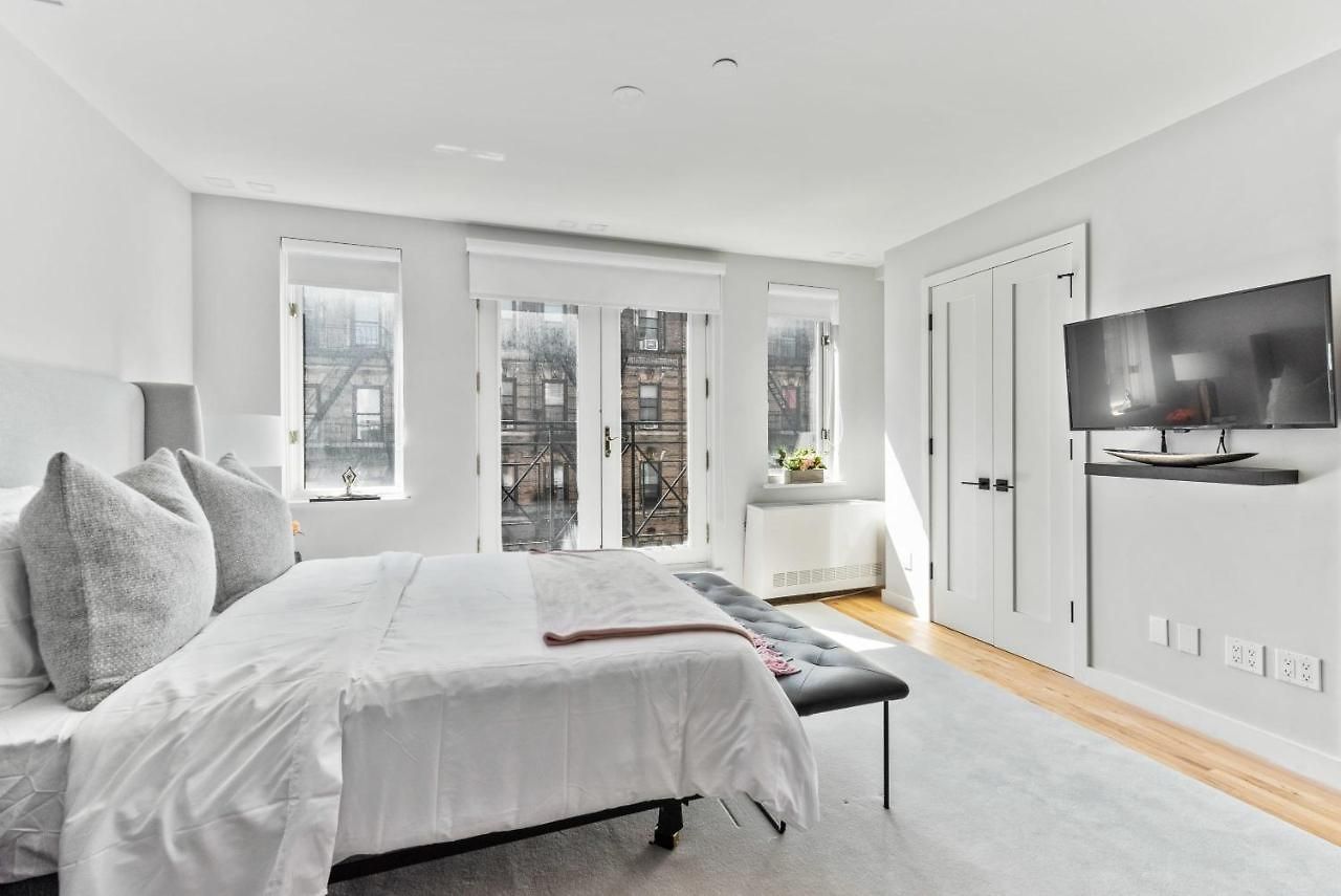 Holiday home Luxe Studio Ste In Upper East Side With Charming Juliet Balcony *