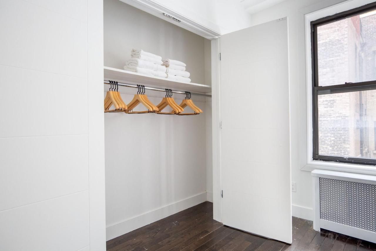Midtown 2br W Doorman Wd Nr Park Nyc-1144