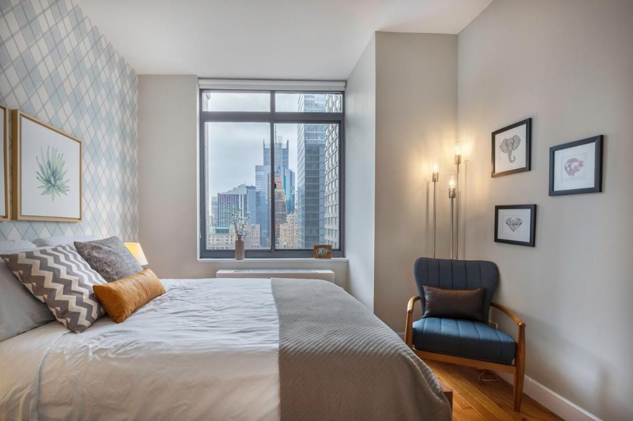 Apartment Modern Bright Times Sq 1br W Indoor Pool Nyc-8