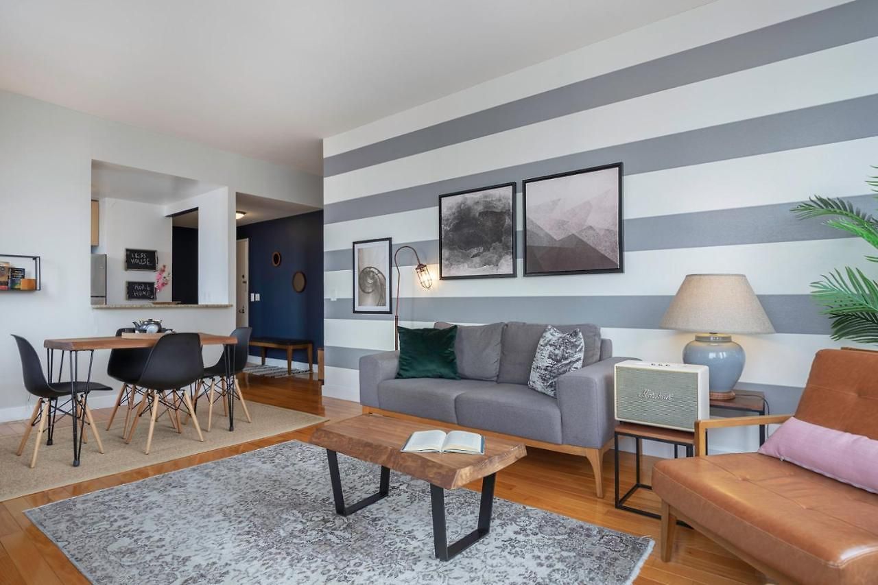 Modern Bright Times Sq 1br W Indoor Pool Nyc-8 Apartment