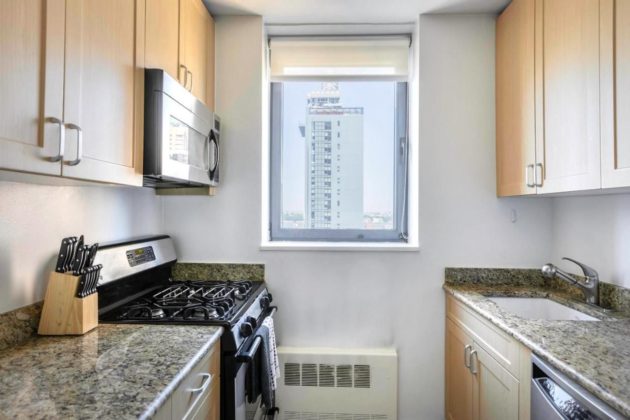 Apartment Sq 1br W Great Views Indoor Pool Nyc-29 New York