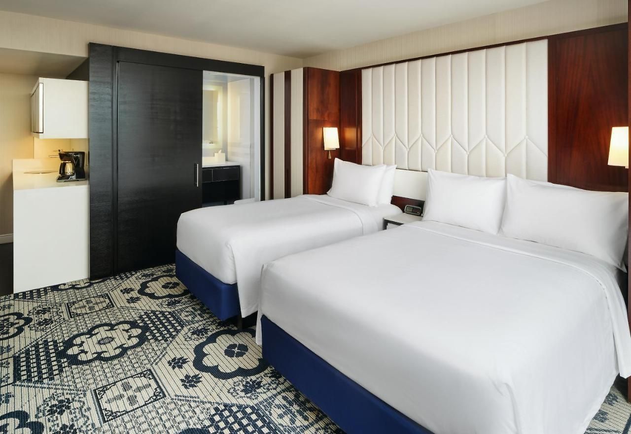 Hotel By Marriott Manhattan/central Park New York