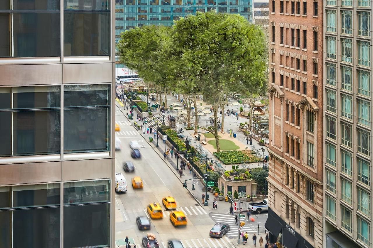 By Marriott Manhattan/times Square New York
