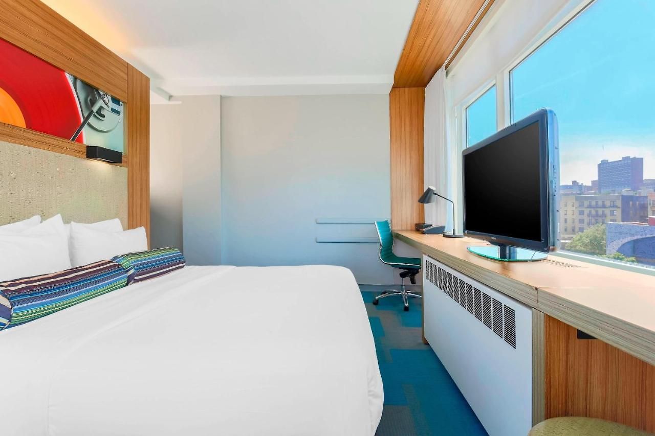 Aloft By Marriott Harlem Hotel New York