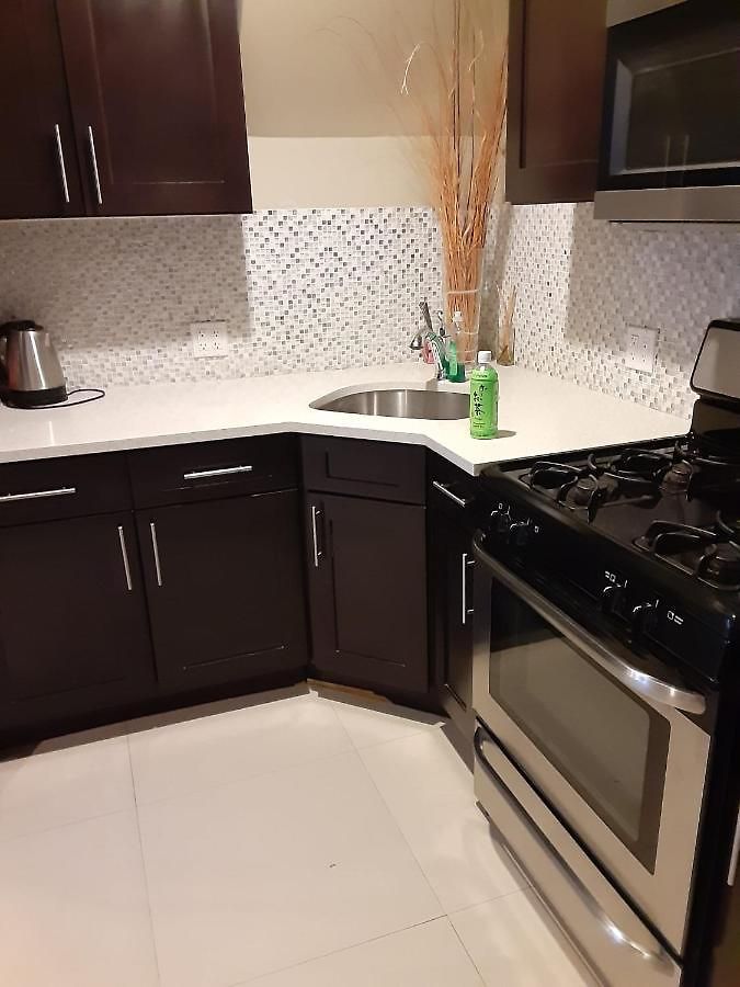 Comfortable And Neat 2 Bdr In Brooklyn Apartment *