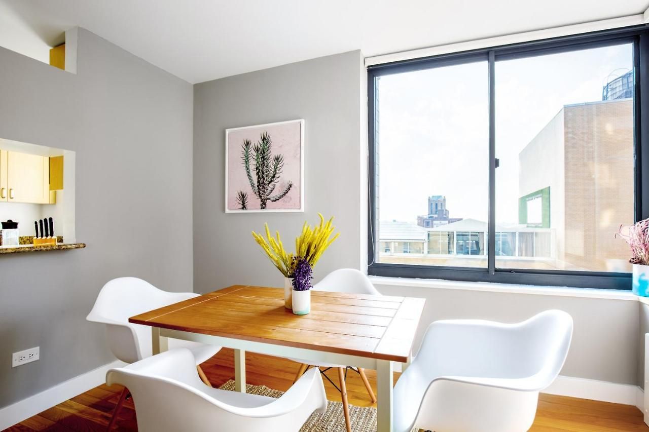 Apartment 1br Nr Times Sq W Indoor Rooftop Gym Nyc-141 *