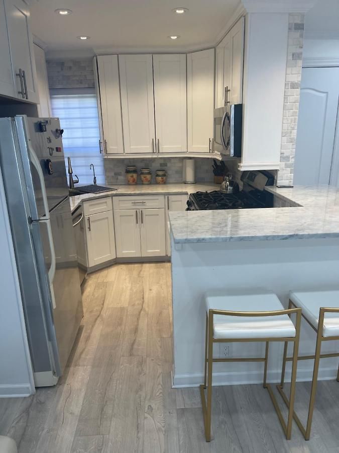 Apartment Renovated Jacuzzi Tub Nyc-lga-jfk Washer-dryer New York