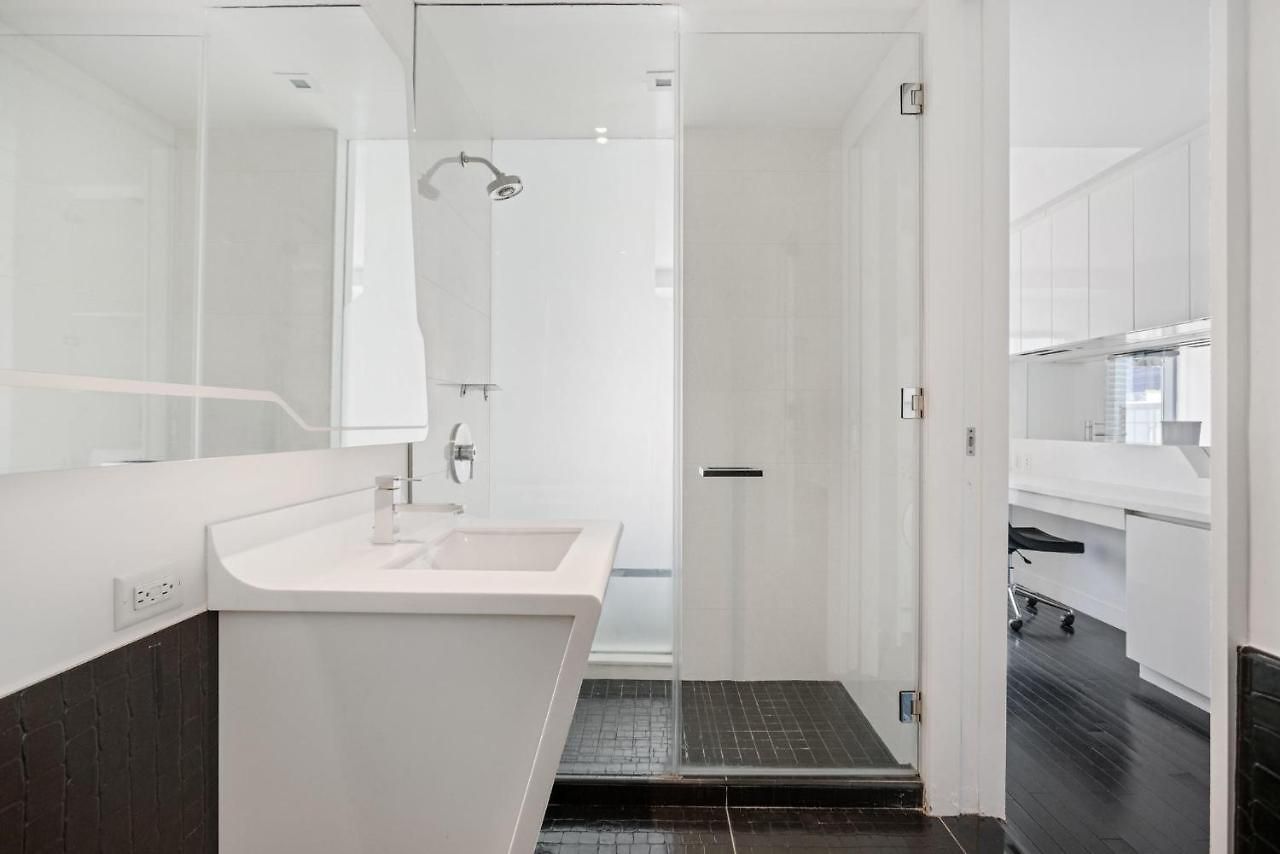 The Residences At W - Downtown - Apt 28d New York