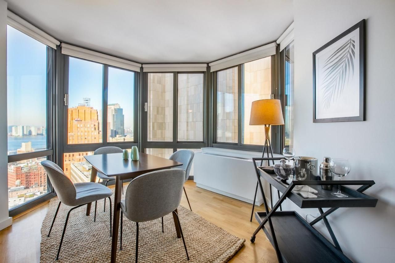Tribeca 2br W Pool Bike Gym Nr Wtc Nyc-400
