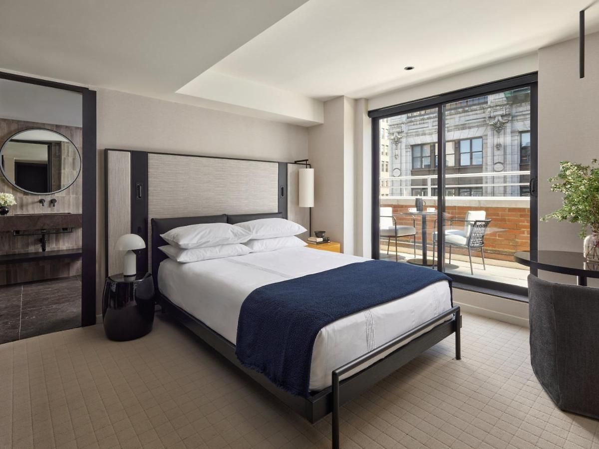 Aka Nomad Hotel 4*