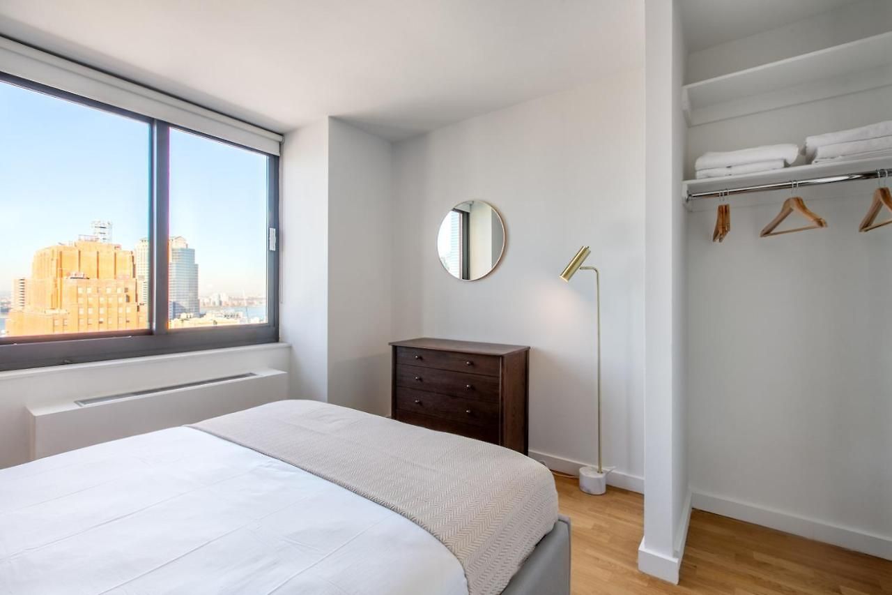 Tribeca 2br W Pool Bike Gym Nr Wtc Nyc-400 * New York
