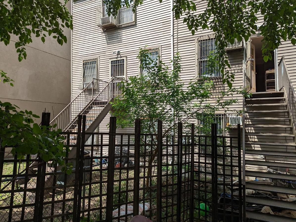 Williamsburg Private With Garden *