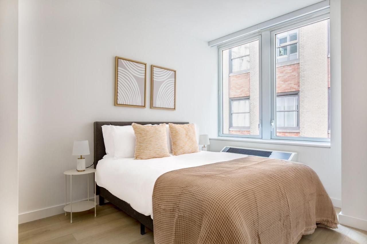 Apartment Fidi 1br W Gym Doorman Wd Nr St Nyc-983 New York