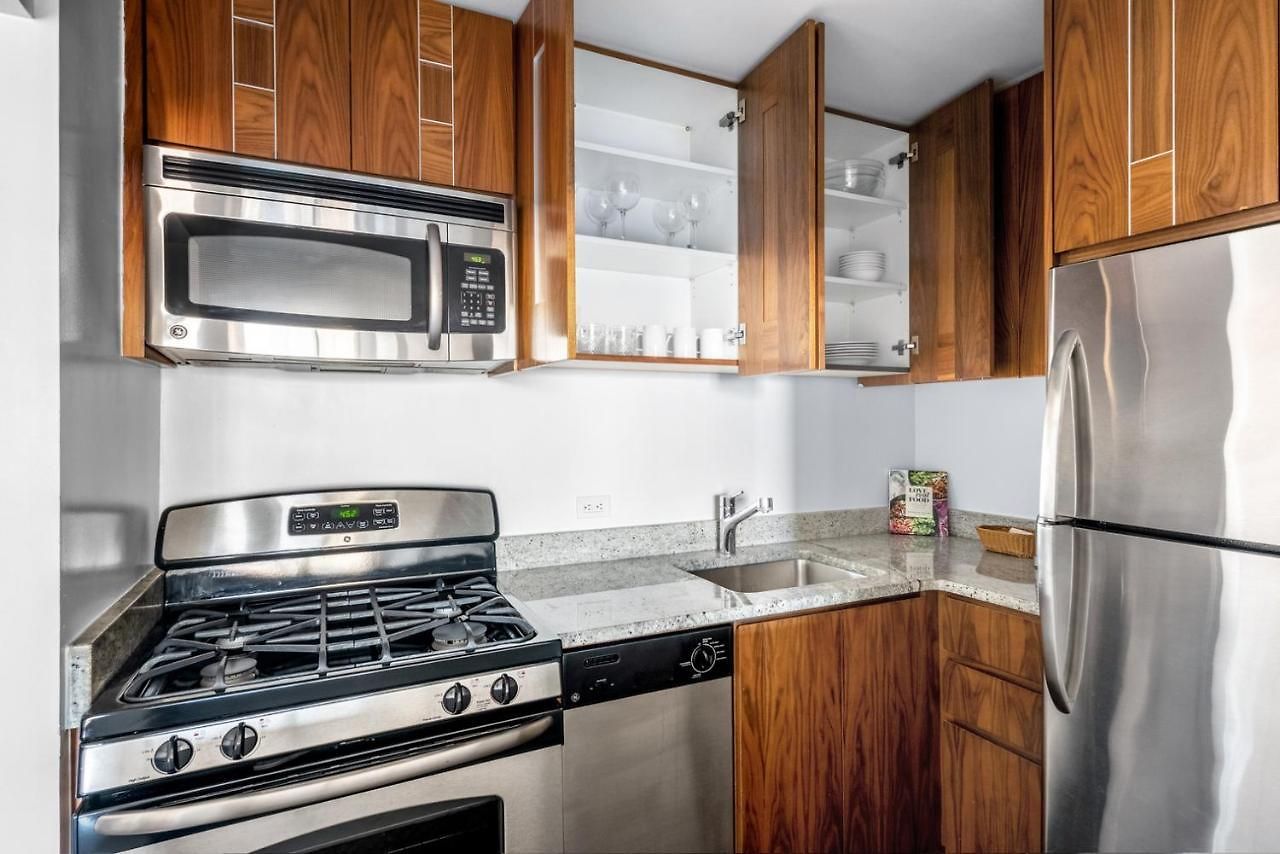 Ues 1br W Gym Doorman Stunning Roof Nyc-505 *
