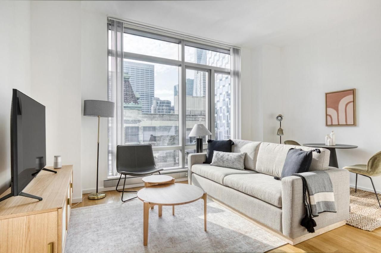 Midtown 1br W Gym Wd Across From Rock Center Nyc-670 Apartment New York