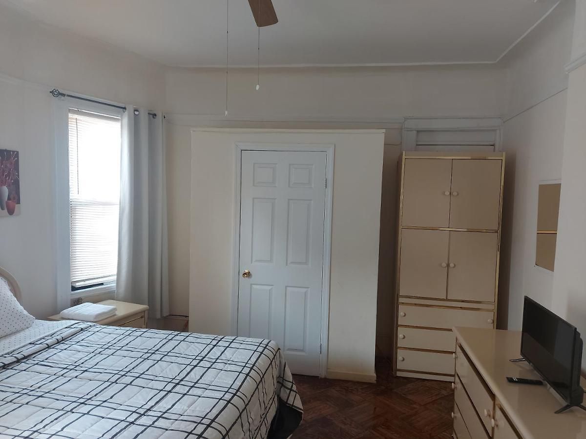Homestay Crsytal Chateau New York
