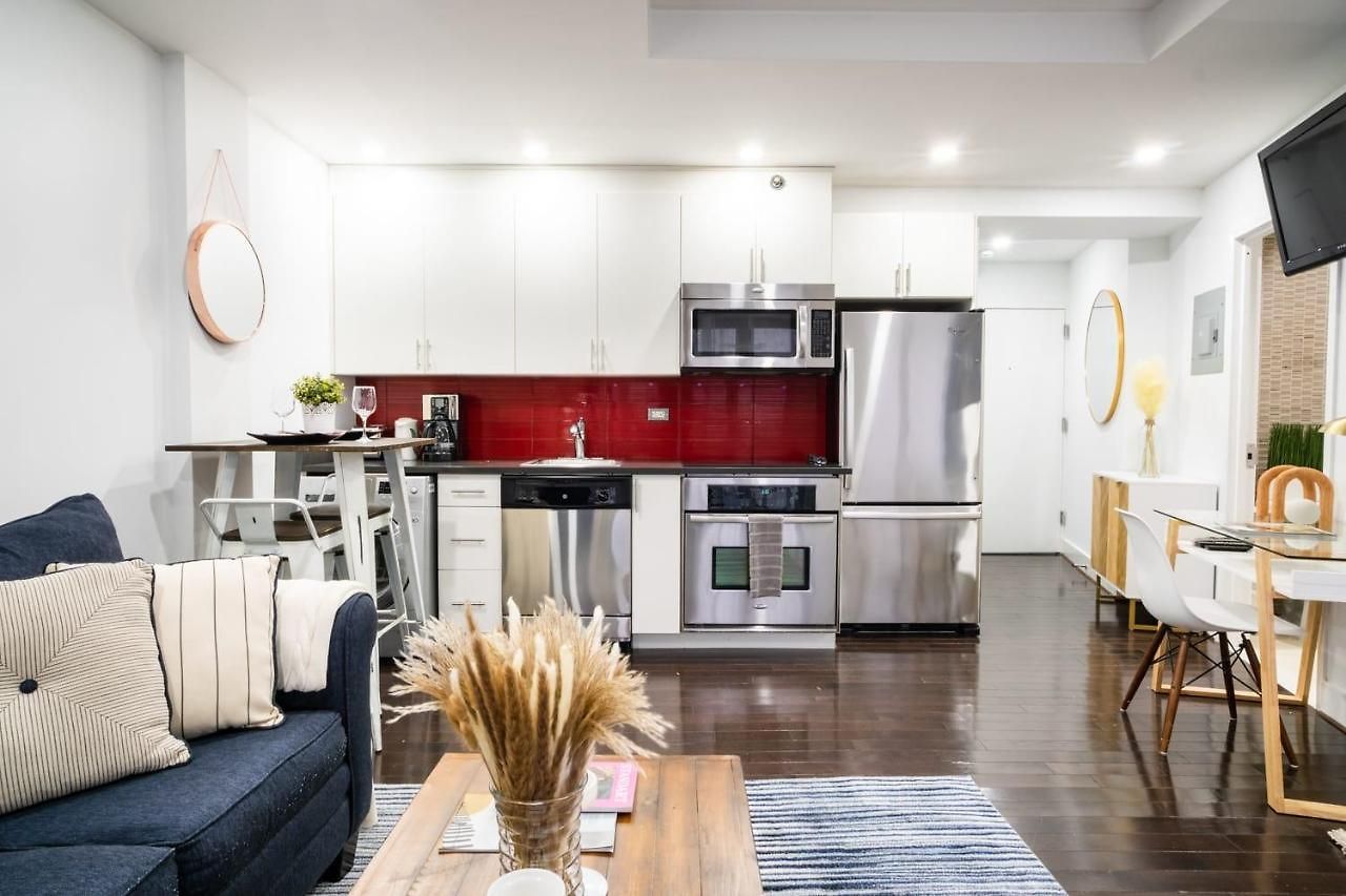809-3b Columbus Circle W D New Bldg Balcony * New York