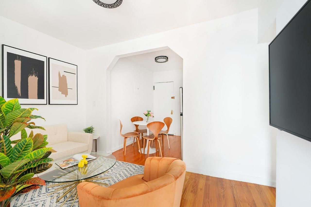 444-3e Contemporary 1br In Hell's Kitchen Apartment *