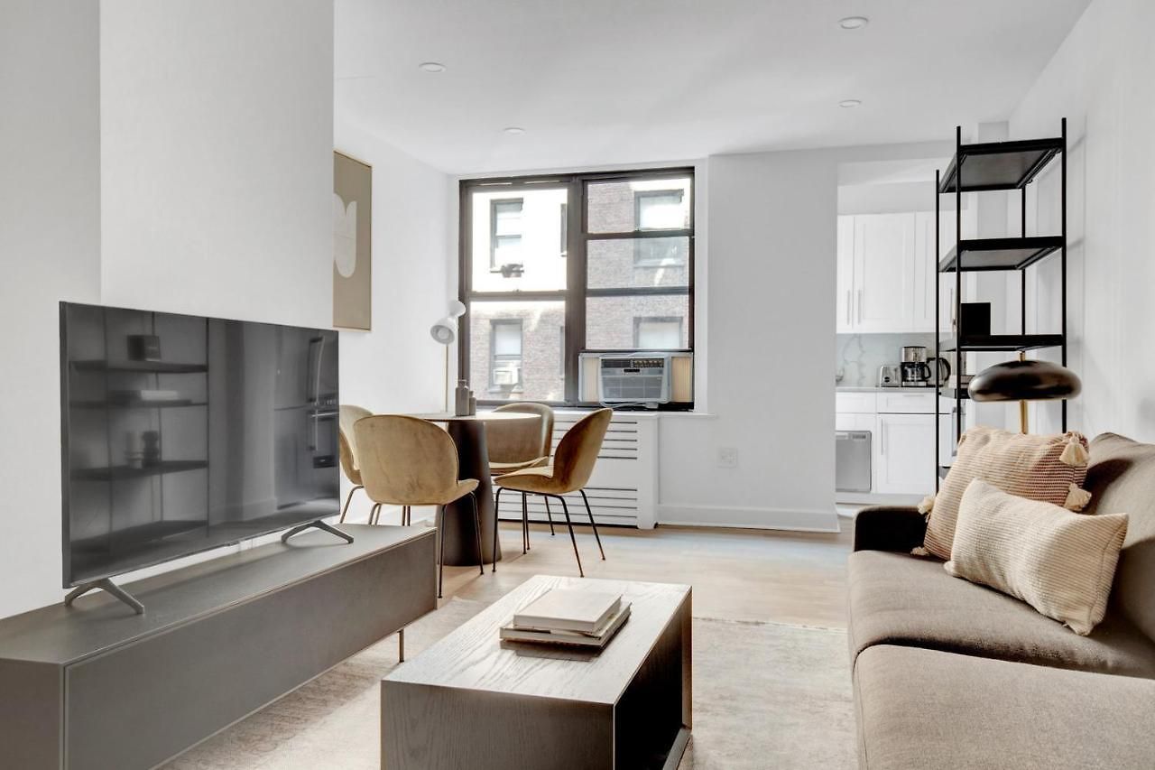 Midtown 1br W Doorman Wd Nr Grand Nyc-780 Apartment