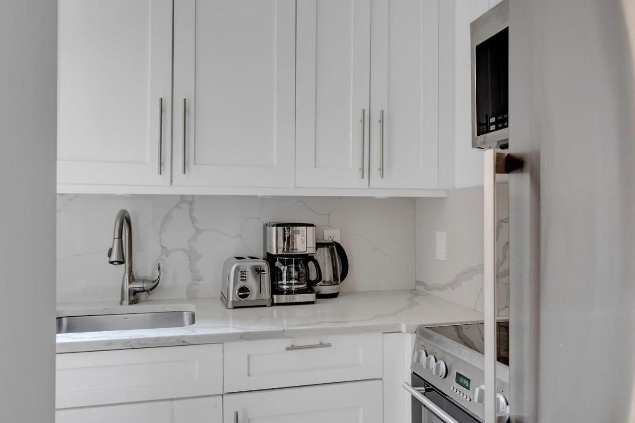Apartment Midtown 1br W Doorman Wd Nr Grand Nyc-780 New York