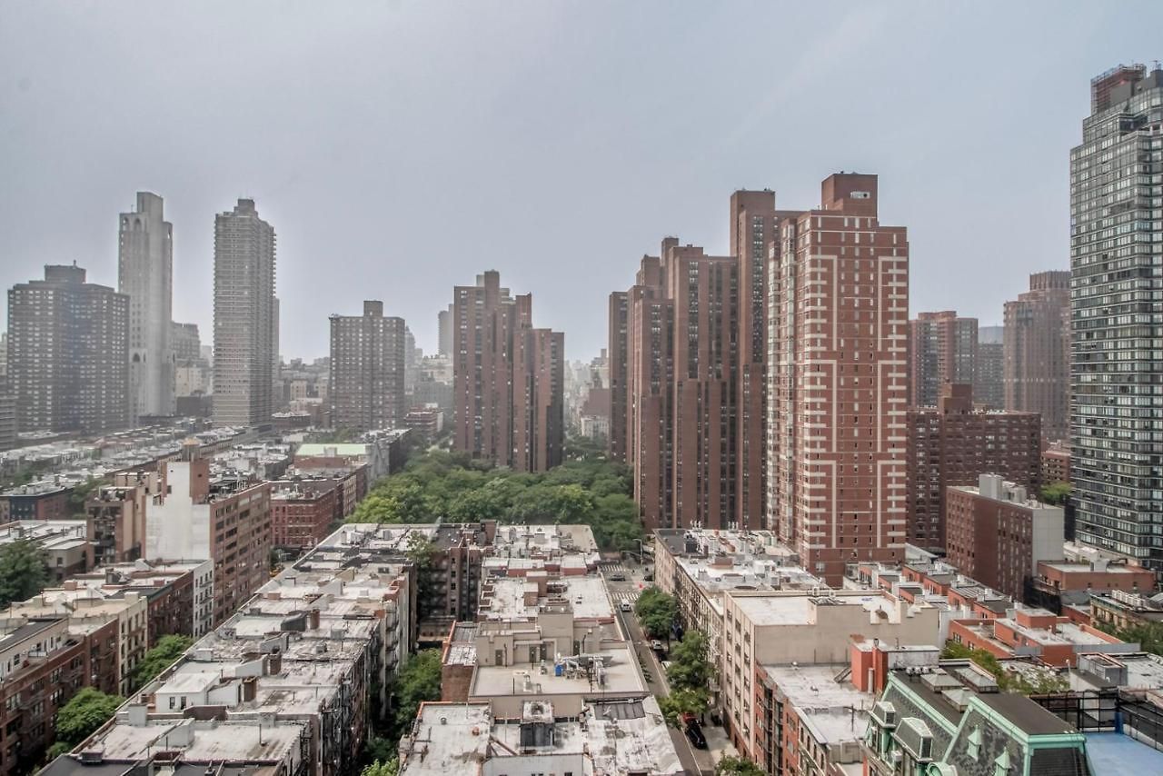 Ues 1br W Gym Nr Museums Art Galleries Nyc-1179 Apartment