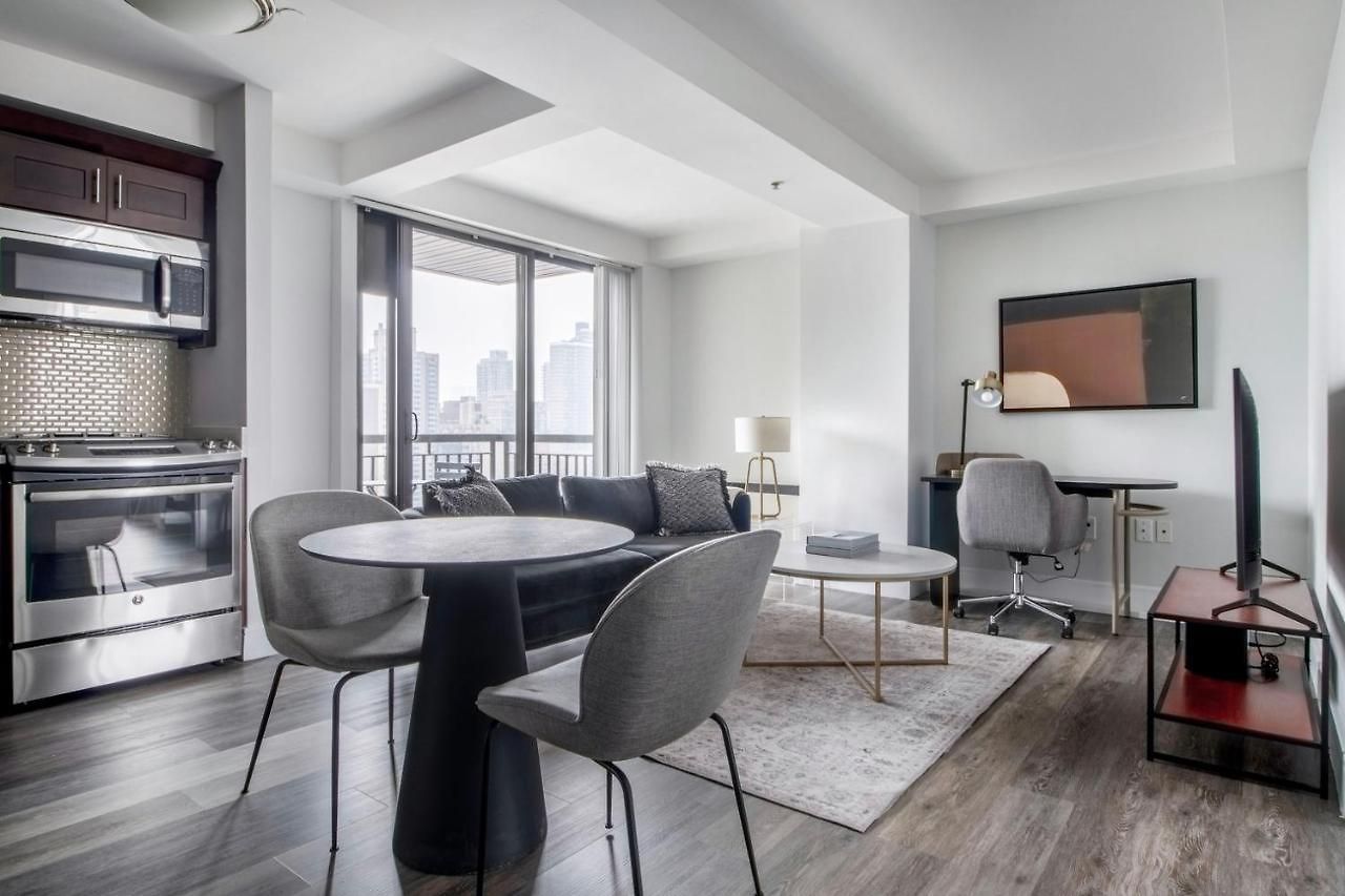 Apartment Ues 1br W Gym Nr Museums Art Galleries Nyc-1179 New York