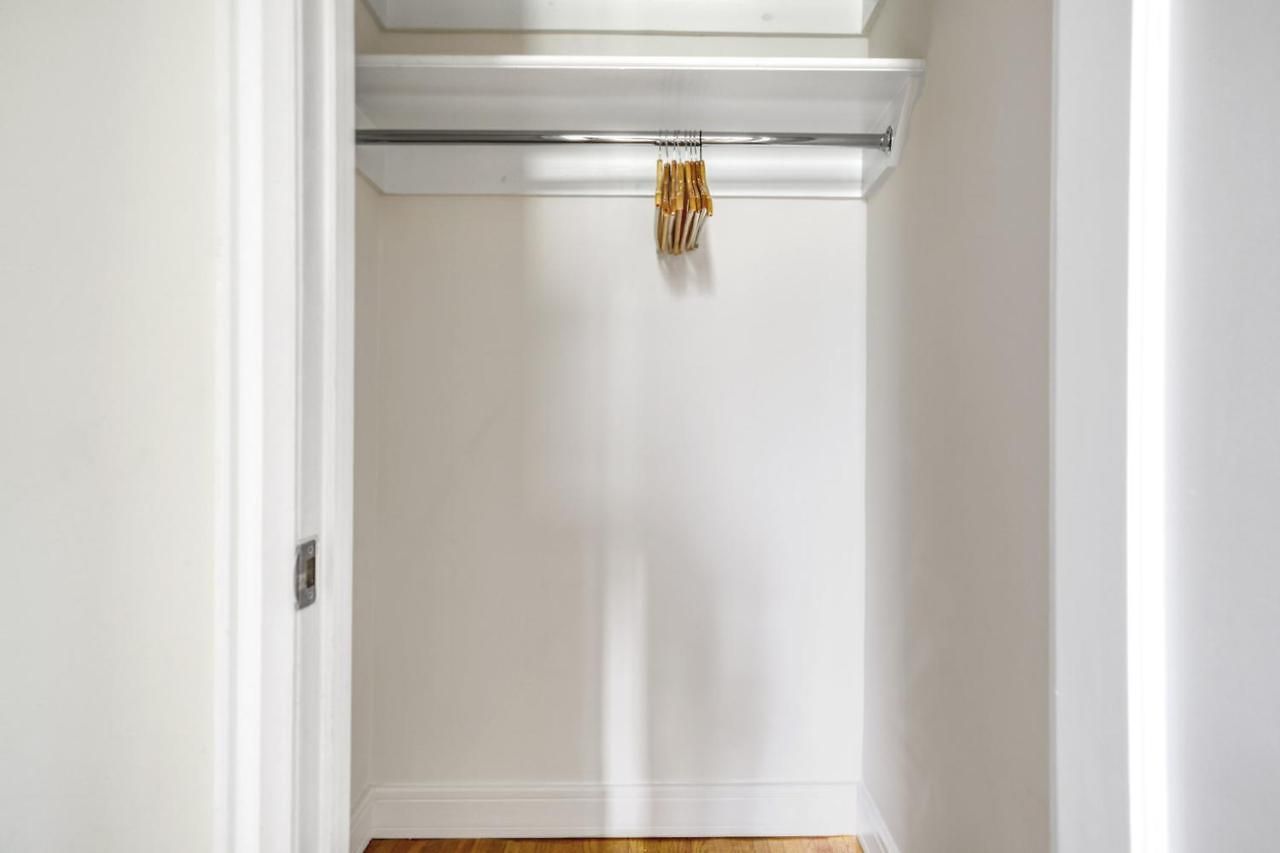 Upper W Side 1br W Gym By Lincoln Sq Nyc-331 Apartment