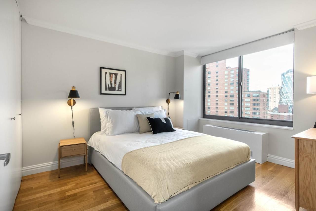 Midtown 2br W Pool Gym Roof Nr Subway Nyc-385 Apartment *