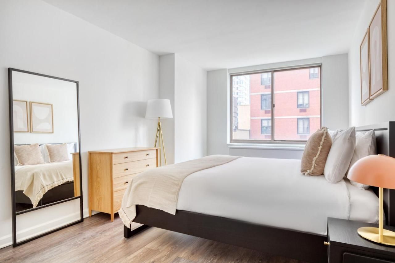 Apartment Midtown W 1br W Gym Wd Nr Hudson Yards Nyc-742