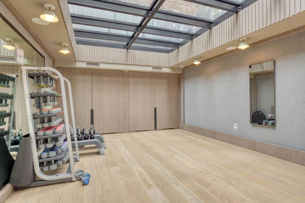 Midtown W 1br W Gym Wd Nr Hudson Yards Nyc-742 Apartment