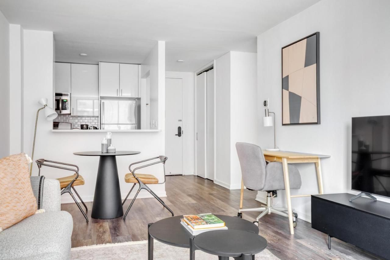 Midtown W 1br W Gym Wd Nr Hudson Yards Nyc-742 Apartment *