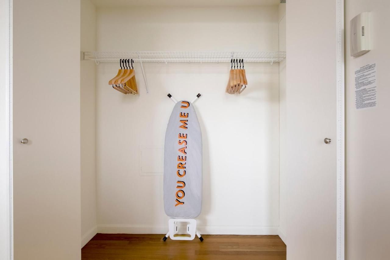 Lic 1br W Pool Gym Nr River Nyc-934 Apartment