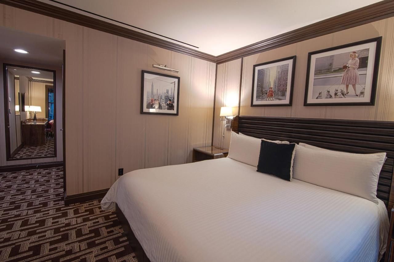 The Iroquois Times Square, A Small Luxury New York