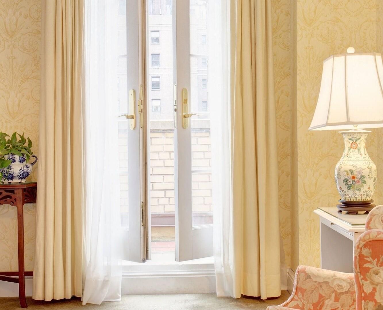 Hotel Roger Smith