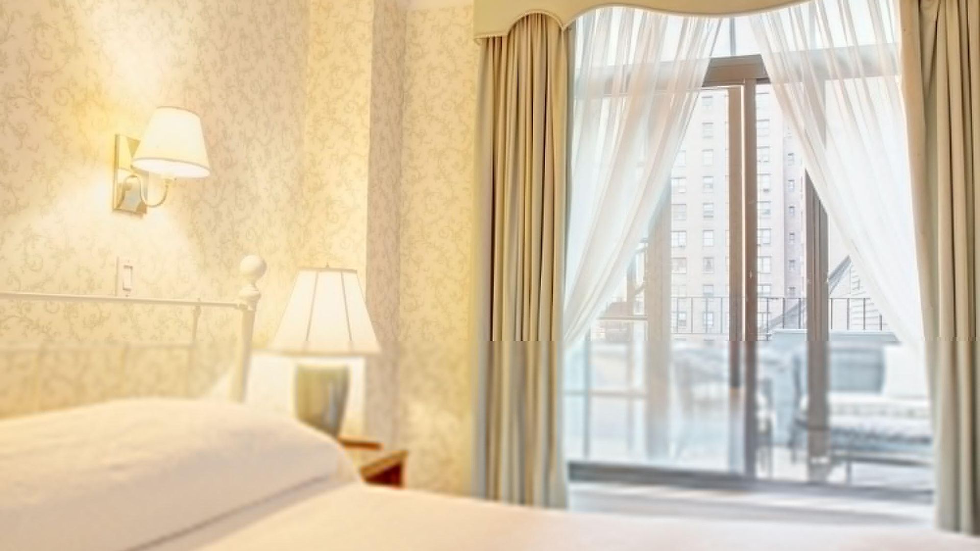 Hotel Roger Smith