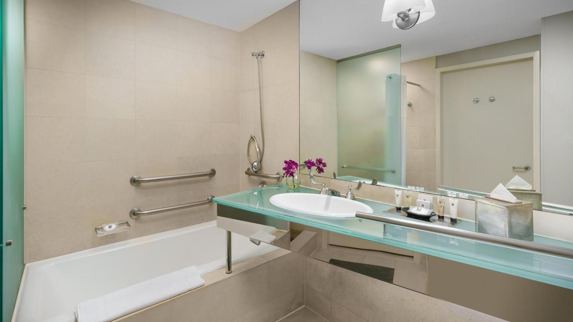 Hotel Millennium Premier Times Square 4*