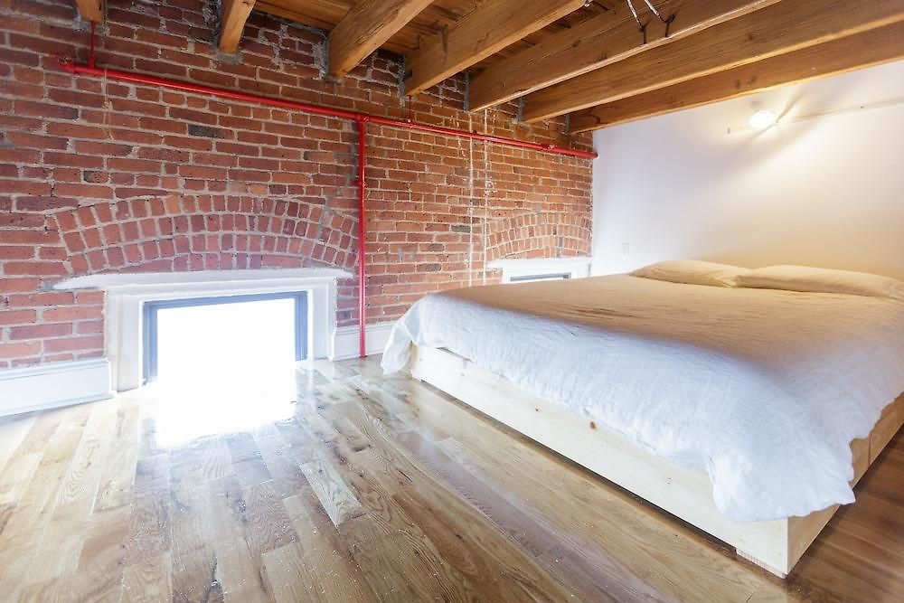 Habitat 101brooklyn Apartment New York